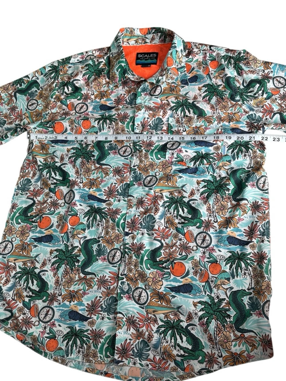 Scales Men’s Fish & Game Button Down Shirt. Size Large. Alligator, Oranges - Picture 4 of 6